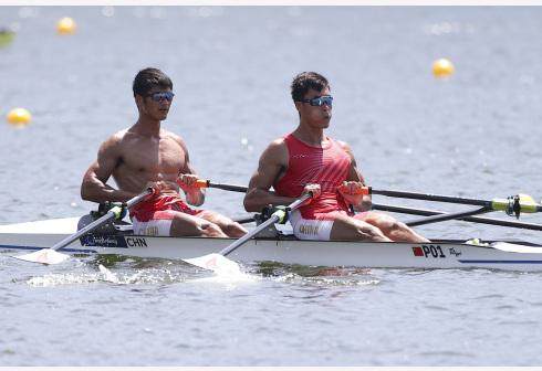 世界杯app下载-赛艇男子双人双桨 湖南选手张亮与队友晋级半决赛