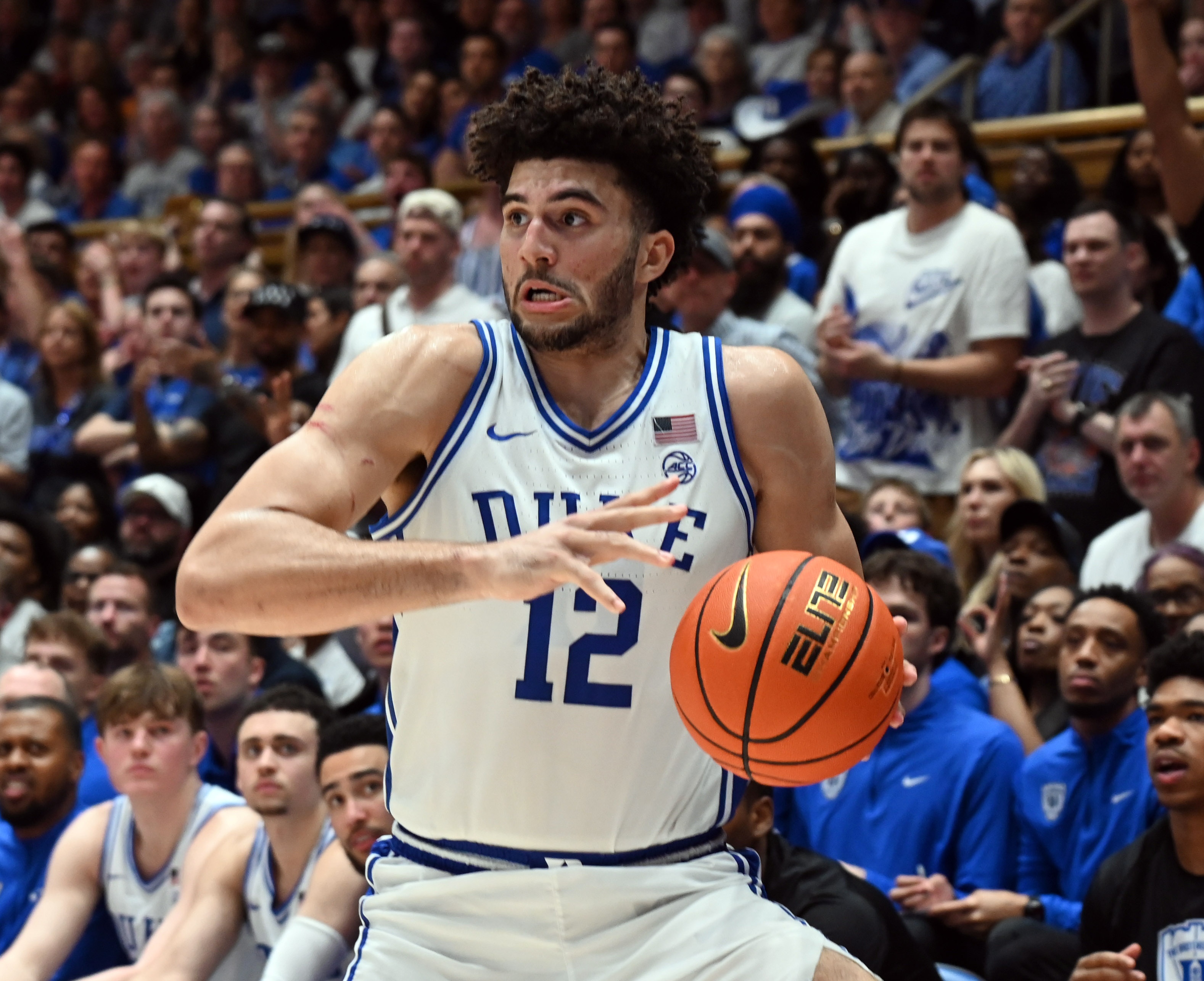 世界杯官方平台-状元热门~布泽尔儿子太稳了!9次出手轰24+14+5 进分区锦标赛决赛